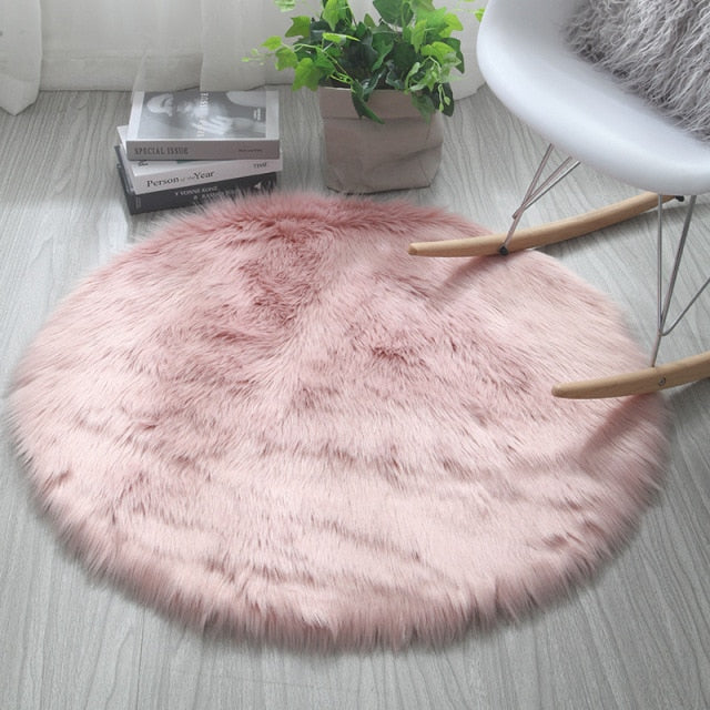 Round Fuzzy Imitation Fur Rugs - Solutiverse