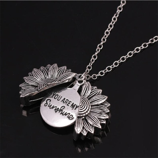 "You Are My Sunshine" Women & Girls' Flower Necklace/Pendant - Solutiverse